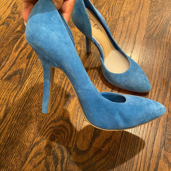 BCBG designer heels - Picture 5 of 5